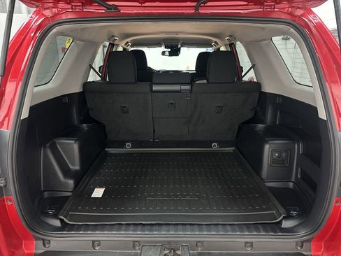 Used 2021 Toyota 4Runner TRD Off-Road AWD/4WD image 37