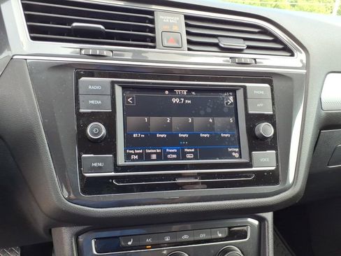 Used 2023 Volkswagen Tiguan S FWD image 9