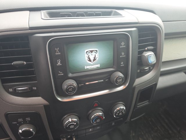 Used 2016 RAM 2500 Tradesman w/ Chrome Appearance Group AWD/4WD image 11