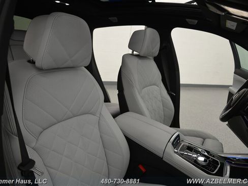 Used 2024 BMW X6 M60i w/ Dynamic Handling Package image 22