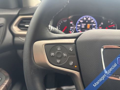 Used 2023 GMC Acadia Denali w/ Denali Ultimate Package image 30