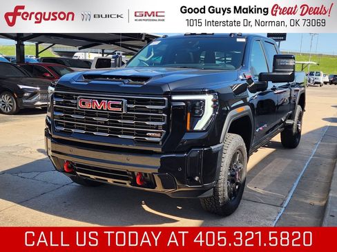 New 2026 GMC Sierra 2500 AT4 w/ AT4 Premium Plus Package AWD/4WD image 7