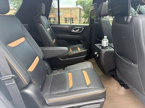 Used 2021 GMC Yukon AT4 w/ AT4 Premium Plus Package AWD/4WD image 12