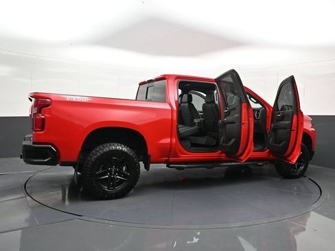Certified 2021 Chevrolet Silverado 1500 LT Trail Boss w/ Convenience Package II AWD/4WD image 39