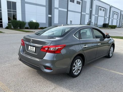Used 2019 Nissan Sentra SV FWD image 5
