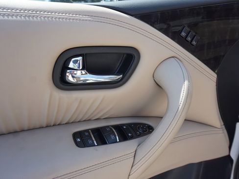 Used 2024 Nissan Armada Platinum w/ Captain's Chairs Package image 4