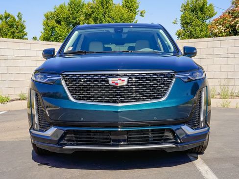 Used 2024 Cadillac XT6 Premium Luxury w/ Technology Package AWD/4WD image 4