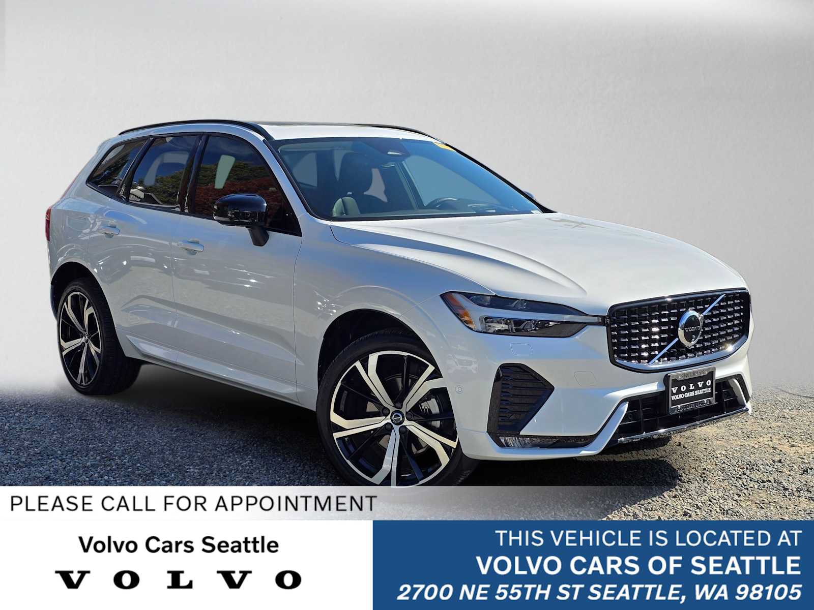 Used 2024 Volvo XC60 B5 Ultimate w/ Protection Package Premier AWD/4WD image 1