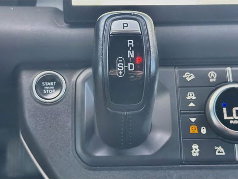 Used 2022 Land Rover Defender 110 S AWD/4WD image 29