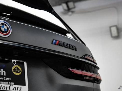 Used 2023 BMW X7 M60i w/ Executive Package image 30