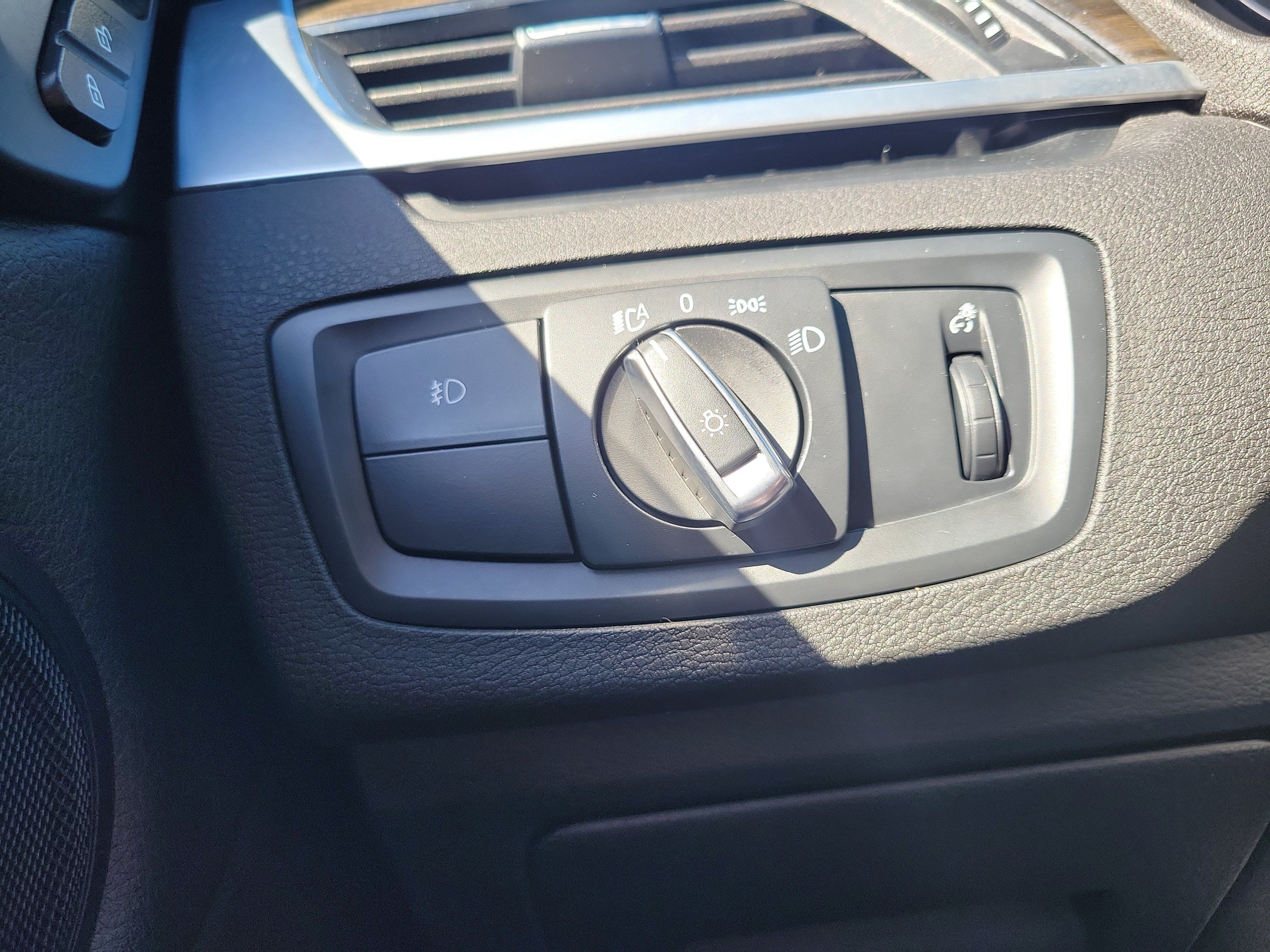 Used 2018 BMW X1 sDrive28i FWD image 29