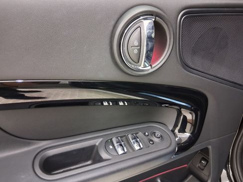 Certified 2024 MINI Cooper Countryman S w/ Premium Package FWD image 12