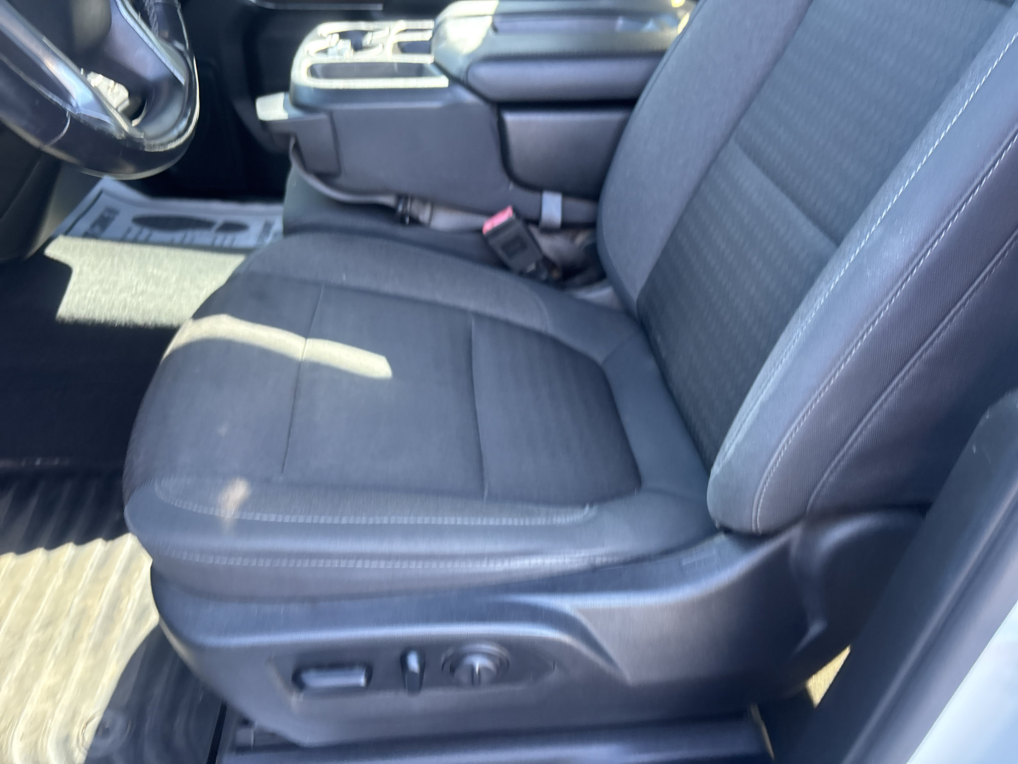 Used 2019 Chevrolet Silverado 1500 RST w/ All-Star Edition AWD/4WD image 12