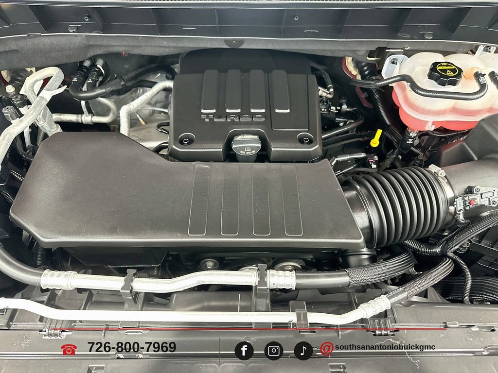 Certified 2025 Chevrolet Silverado 1500 RST AWD/4WD image 31