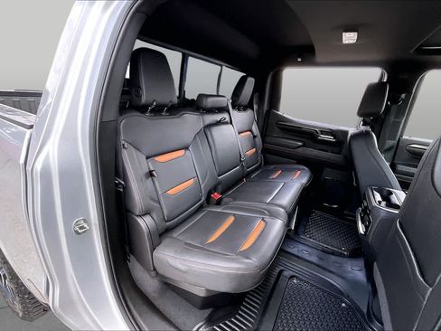 Used 2022 GMC Sierra 1500 AT4 w/ AT4 Premium Package AWD/4WD image 21