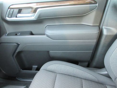 New 2026 Chevrolet Silverado 1500 RST w/ RST Select Package AWD/4WD image 33