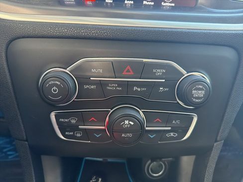 Used 2020 Dodge Charger GT w/ Navigation & Travel Group image 18