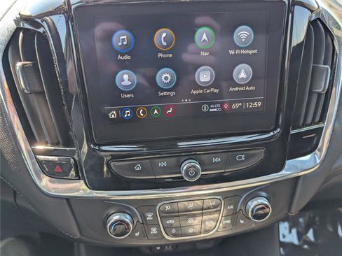 Used 2023 Chevrolet Traverse LT w/ LT Premium Package image 31