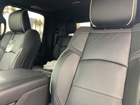 New 2026 RAM 2500 Limited AWD/4WD image 18