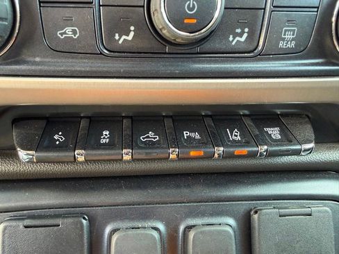 Used 2019 GMC Sierra 3500 Denali w/ Duramax Plus Package AWD/4WD image 17