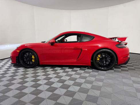 Certified 2022 Porsche 718 Cayman GT4 image 2