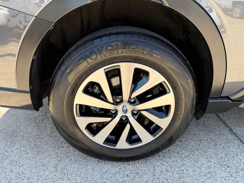 Used 2021 Subaru Outback Premium AWD/4WD image 15