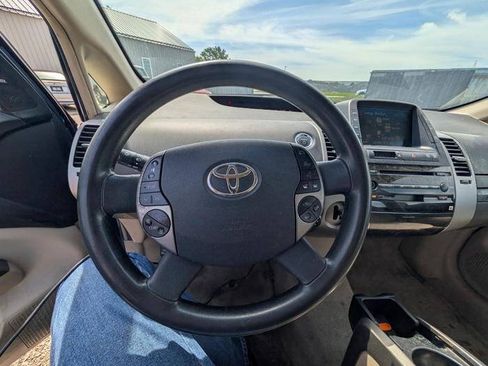 Used 2005 Toyota Prius FWD image 33