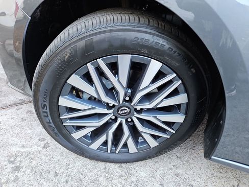 Used 2025 Nissan Altima 2.5 SV image 29