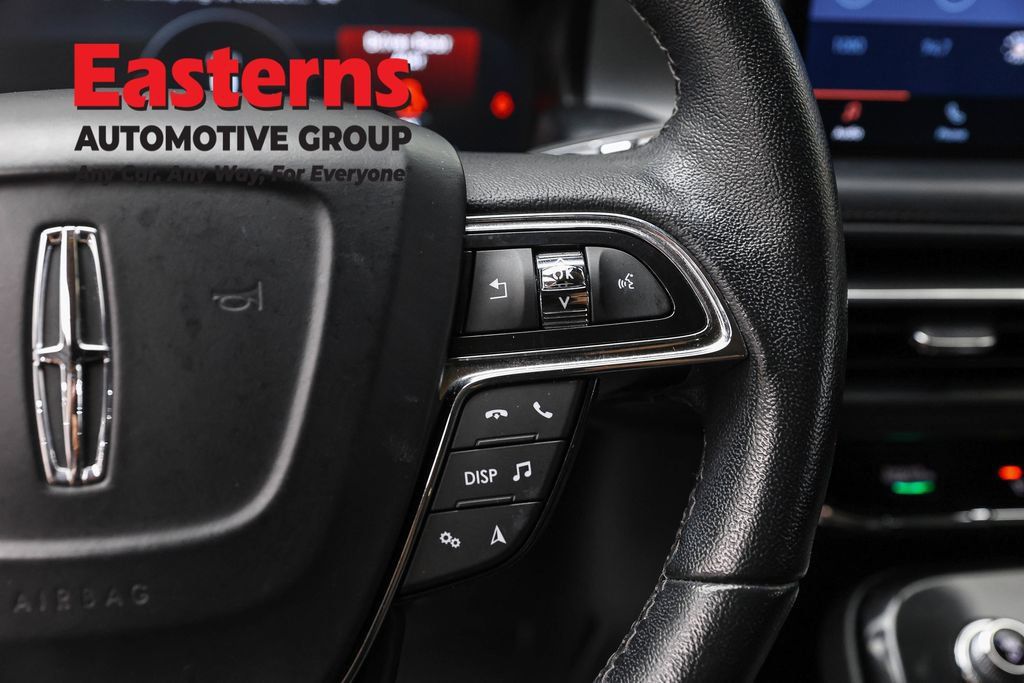Used 2022 Lincoln Nautilus FWD image 15