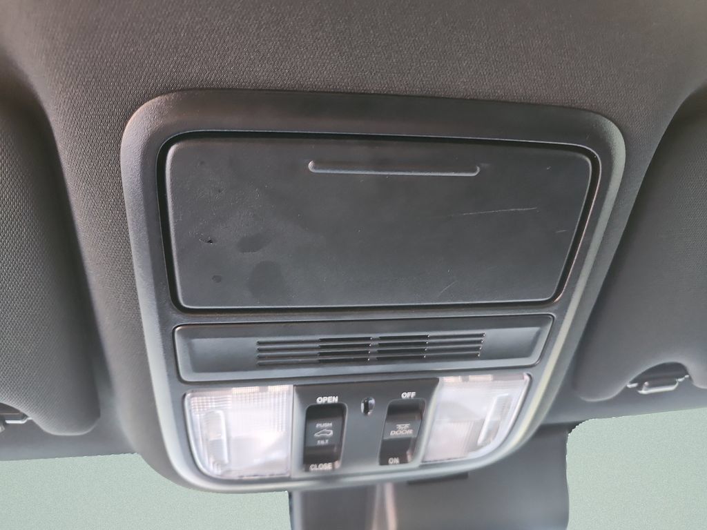 Used 2022 Honda Passport EX-L image 17