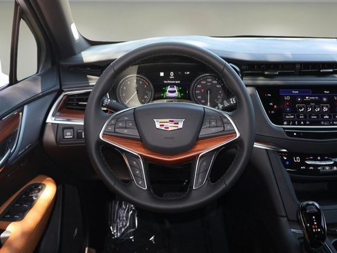 New 2025 Cadillac XT5 Premium Luxury w/ Technology Package image 15
