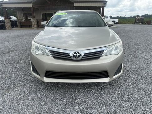 Used 2013 Toyota Camry FWD image 6