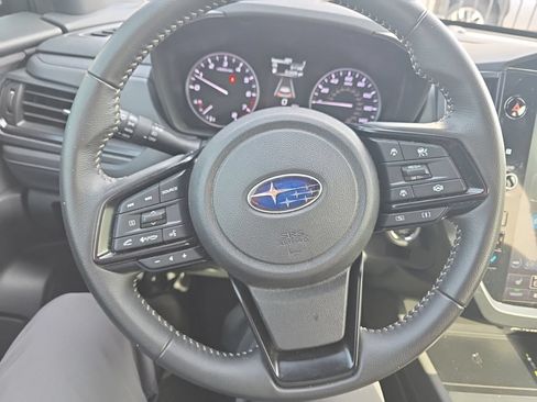 Used 2025 Subaru Forester Premium w/ Convenience Package #1 AWD/4WD image 6