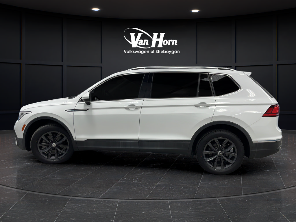 Used 2022 Volkswagen Tiguan SE AWD/4WD image 4