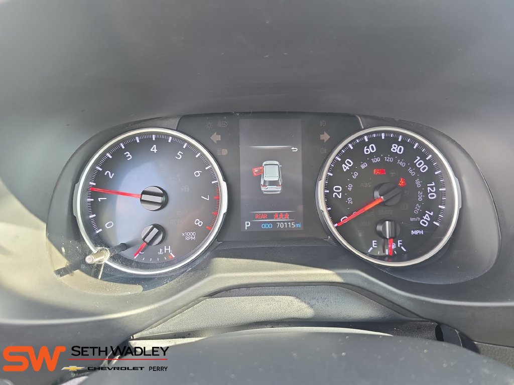 Used 2021 Toyota RAV4 LE FWD image 18