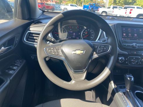 Used 2021 Chevrolet Equinox LT image 4