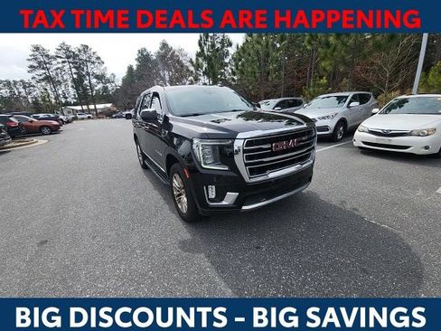 Used 2021 GMC Yukon SLT image 3