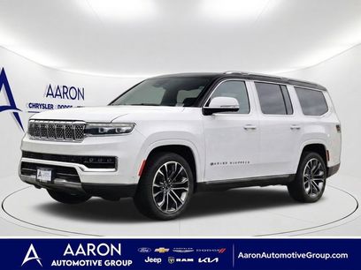 Used 2022 Jeep Grand Wagoneer Series III w/ Rear Seat Video Group 1