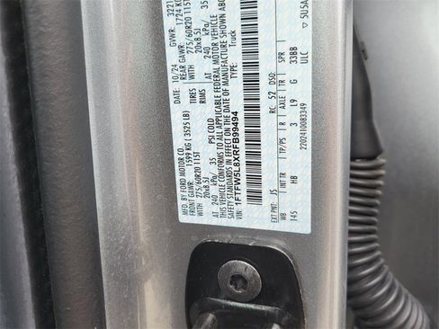 Used 2024 Ford F150 Lariat w/ FX4 Off-Road Package image 35