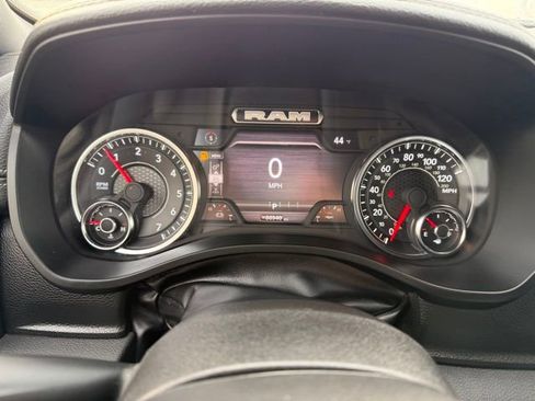 Used 2025 RAM 1500 Laramie image 15