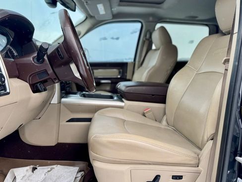 Used 2017 RAM 2500 Laramie image 15