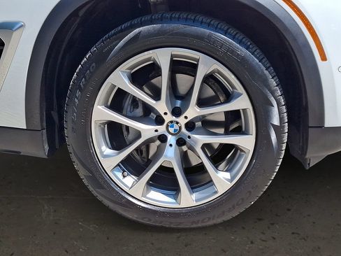 Used 2026 BMW X5 xDrive40i w/ Climate Comfort Package AWD/4WD image 9