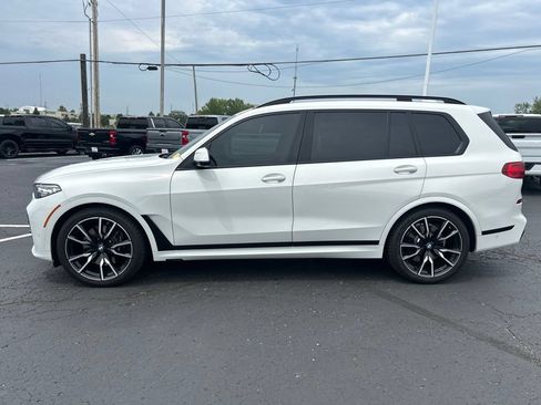 Used 2022 BMW X7 xDrive40i w/ M Sport Package AWD/4WD image 8