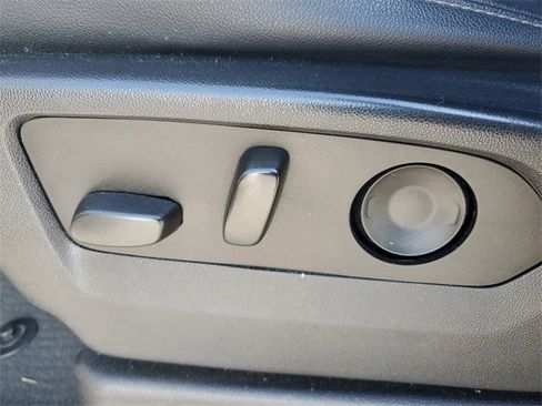 Used 2021 Chevrolet Suburban LT w/ Rear Media and Nav Package image 10