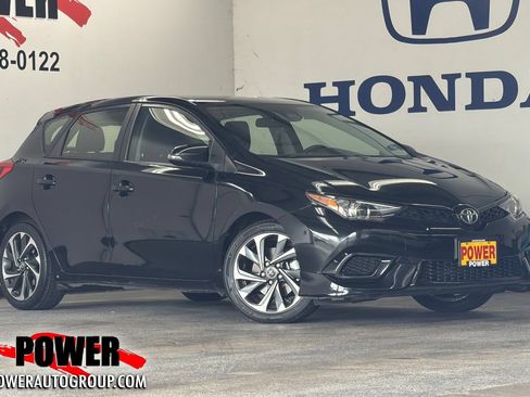 Used 2018 Toyota Corolla iM w/ All-Weather Mat Package FWD image 1