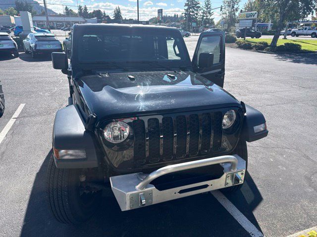Used 2023 Jeep Gladiator Sport w/ Trailer Tow Package AWD/4WD image 1