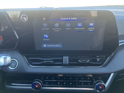 Used 2026 Chevrolet Equinox RS w/ Convenience Package III image 25