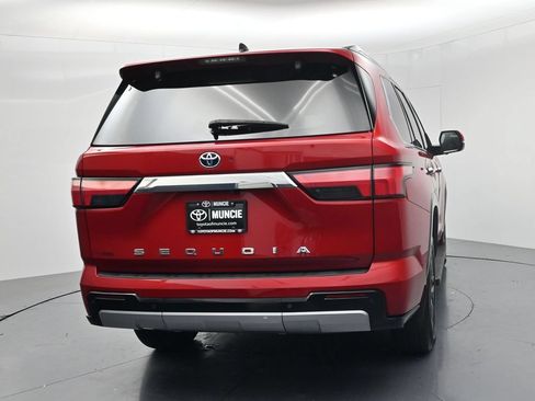 Used 2023 Toyota Sequoia Limited w/ Tow Technology Package AWD/4WD image 7