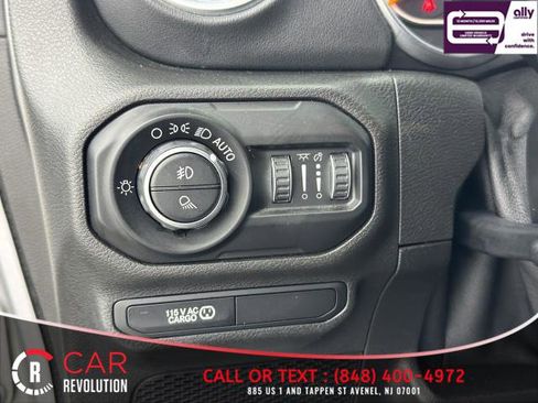 Used 2020 Jeep Gladiator Overland image 48