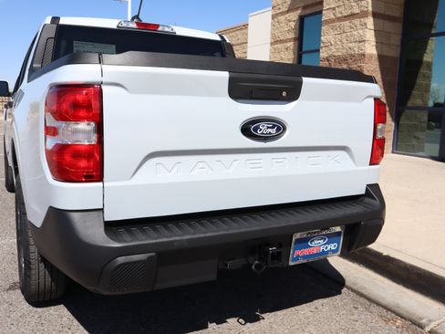 New 2026 Ford Maverick XLT w/ XLT Luxury Package FWD image 19